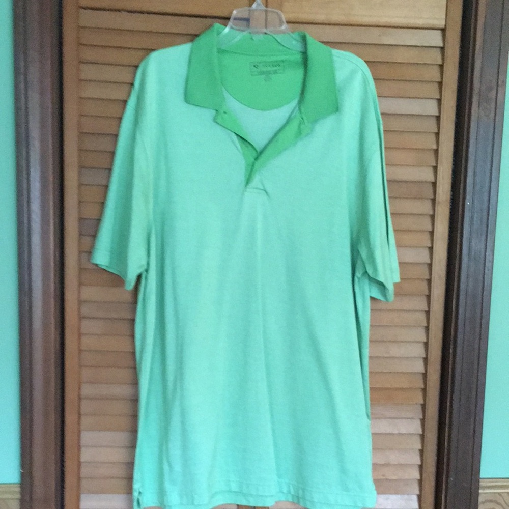 NWOT Men’s Joseph A Banks golf shirt.